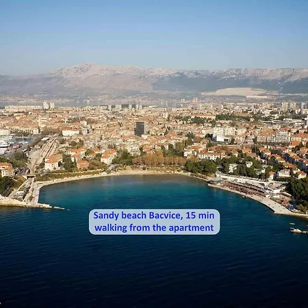 Big 80 M2 With Balcony In The Heart Of *